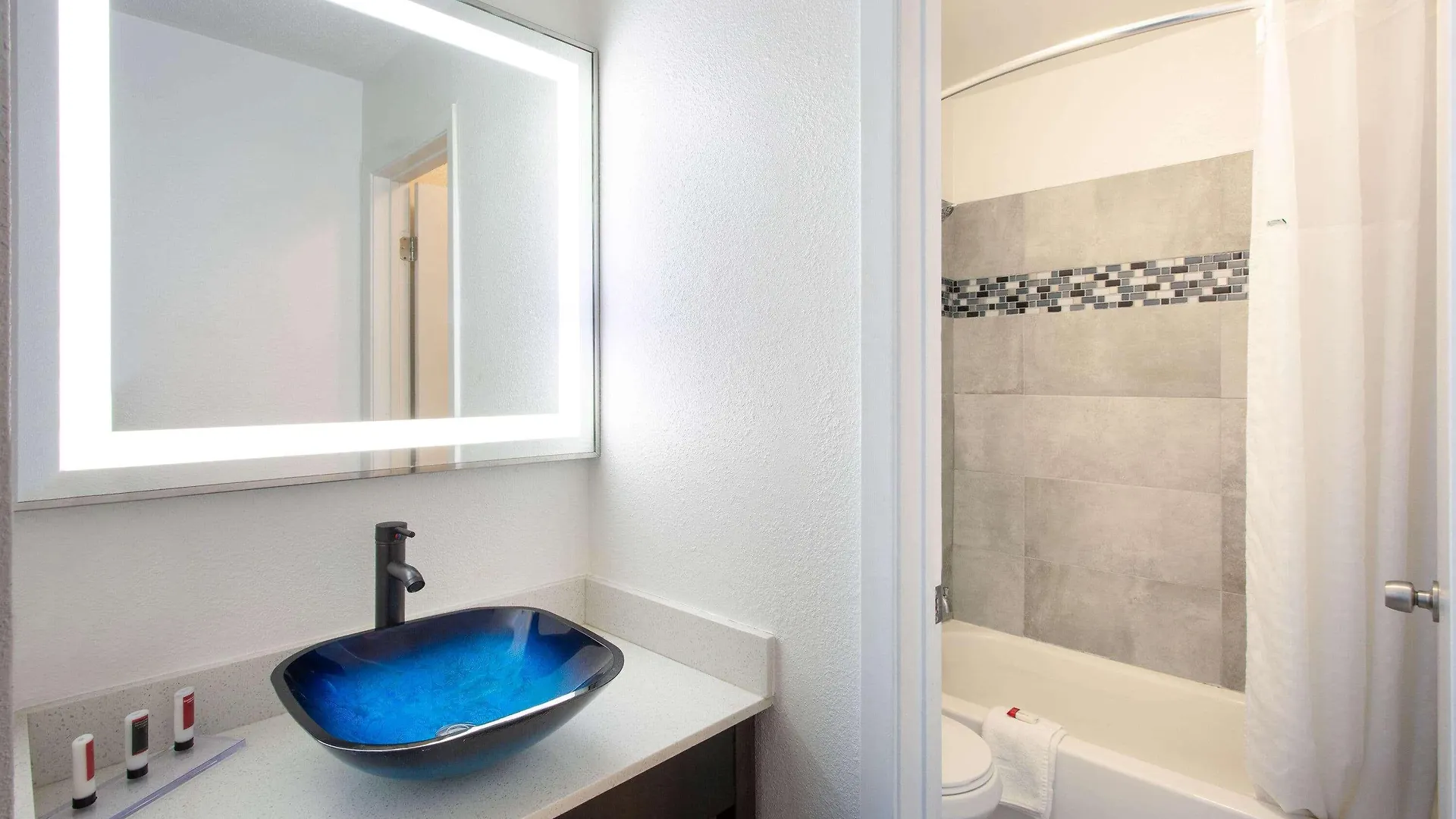 Baymont By Wyndham Charlotte University
